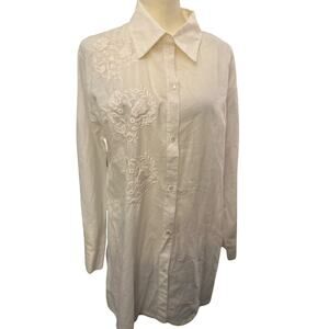 WhiteWash Vintage Classic White Blouse with Embroidery Details, Size XL